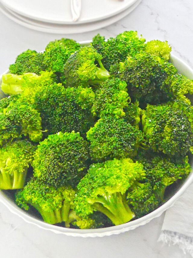 Simple Steamed Broccoli